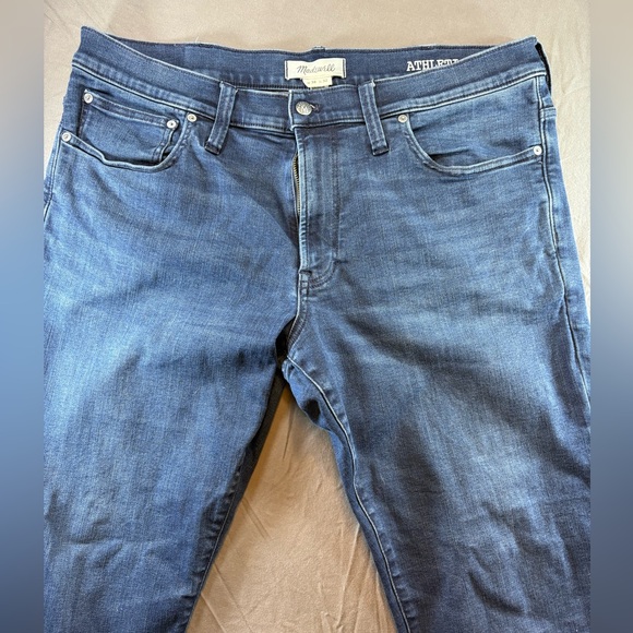 Madewell Men’s Athletic Slim Jeans Size 38x32 Excellent Preowned Condition - Picture 3 of 6